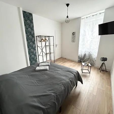 Jolie Maison Familiale 14 Personnes Ferienhaus Trélazé